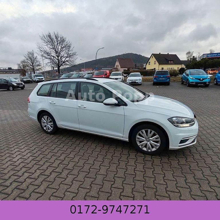 Gebraucht VW Golf VII Comfortline 150 PS (110 kW) 2018 Weiß Kombi
