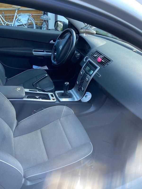 Gebraucht Volvo C30 110 PS (80 kW) 2008 Silber Kleinwagen