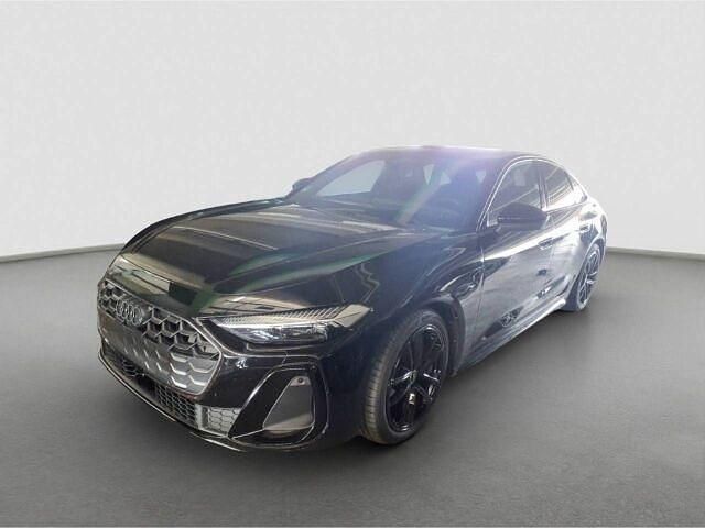 Schwarz Gebraucht 2024 Audi A5 S-Line Coupé | 52.750 € (Superpreis) - Bild 1/3