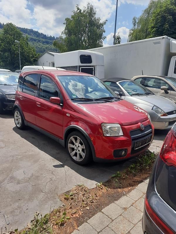 Rot Gebraucht 2008 Fiat Panda Kleinwagen | 3.300 € (Fairer Preis) - Bild 1/3