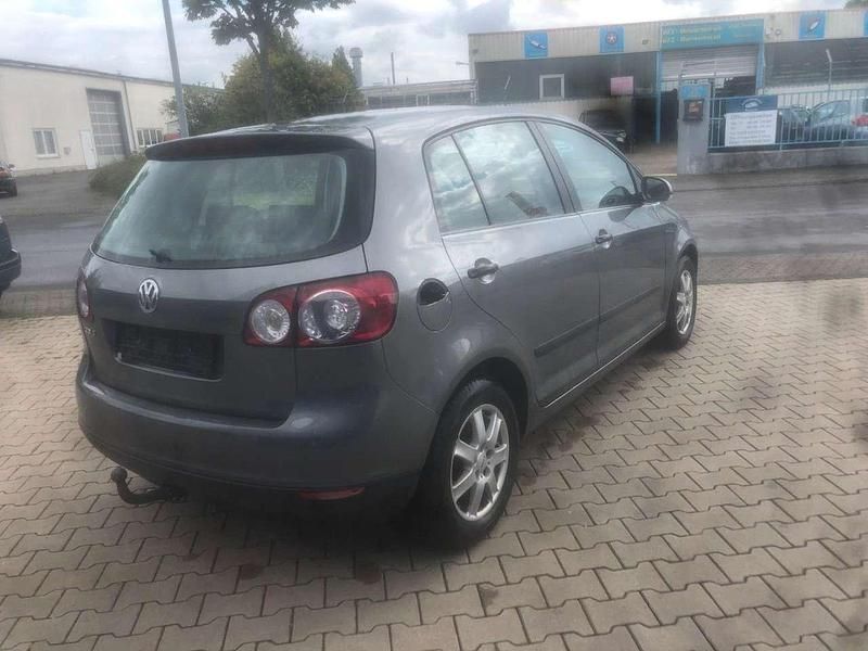 Gebraucht VW Golf IV Trendline 75 PS (55 kW) 2006 Unitedgrey metallic Limousine