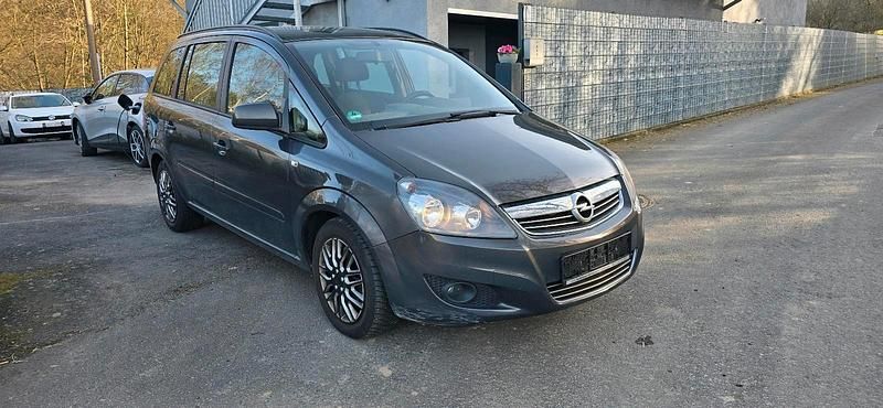 Gebraucht Opel Zafira 2014 Van / Kleinbus