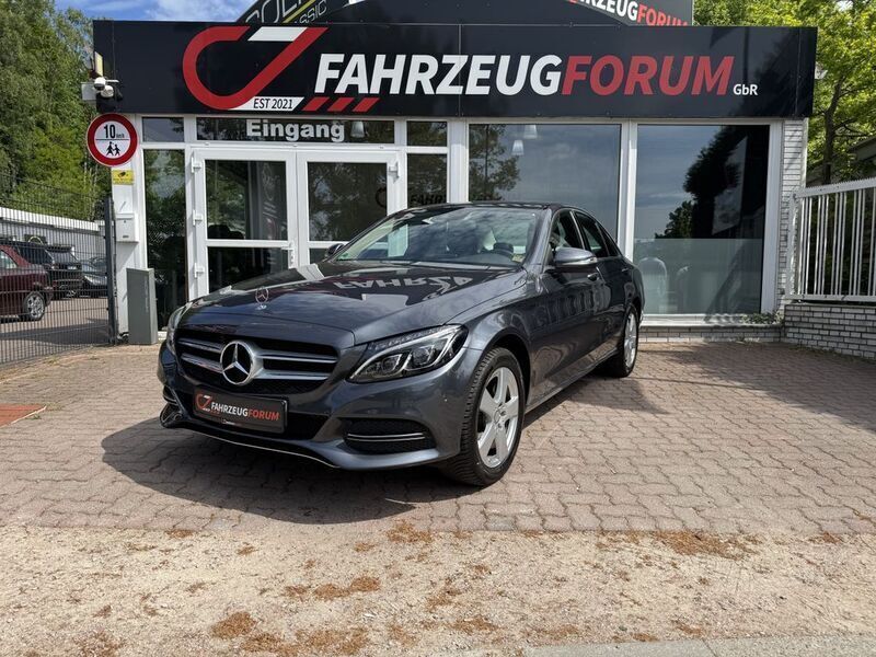 Grau Gebraucht 2014 Mercedes C180 Limousine | 18.900 € (Guter Preis) - Bild 1/4