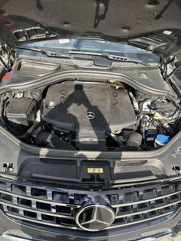 Gebraucht Mercedes ML350 258 PS (189 kW) 2014 Grau SUV