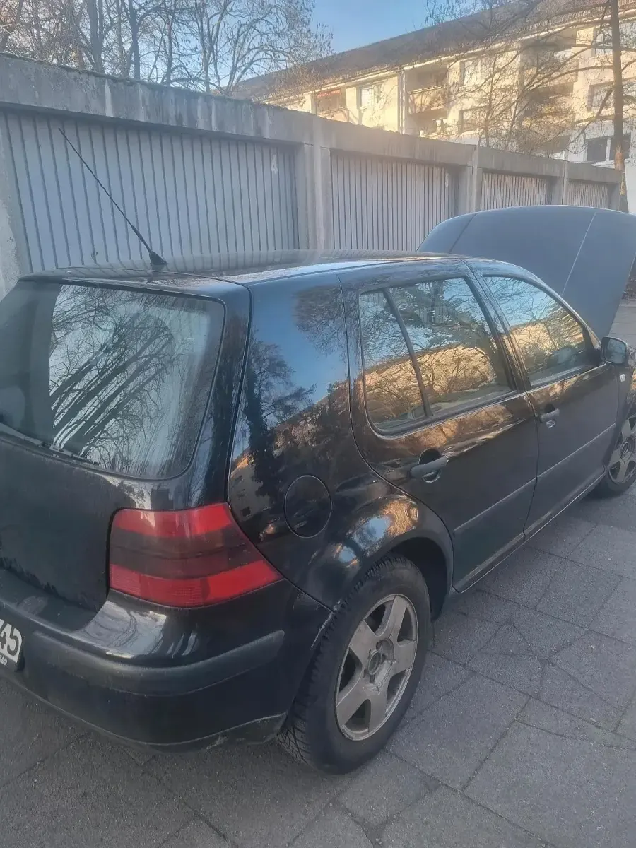 Gebraucht VW Golf IV 101 PS (74 kW) 2002 Schwarz Limousine