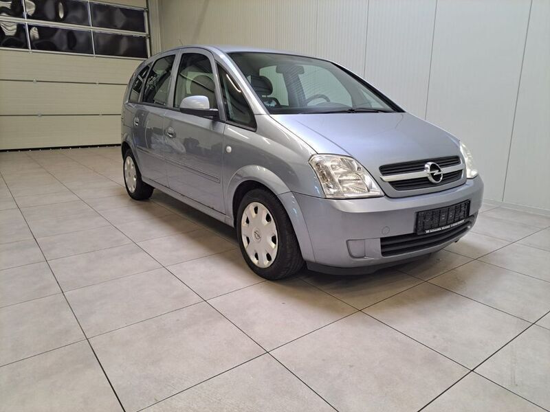 Gebraucht Opel Meriva Edition 90 PS (66 kW) 2006 Silber Van / Kleinbus