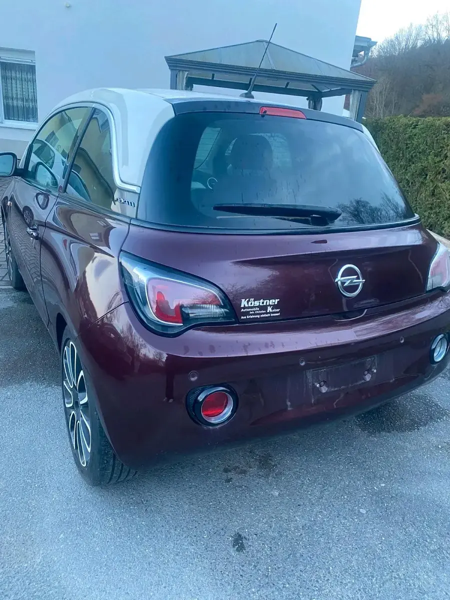 Gebraucht Opel Adam 87 PS (63 kW) 2014 Violet Kleinwagen