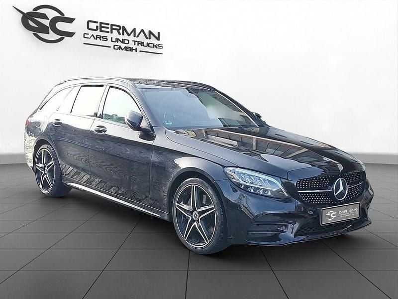Schwarz Gebraucht 2018 Mercedes C400 AMG line Limousine | 19.999 € (Guter Preis) - Bild 1/4