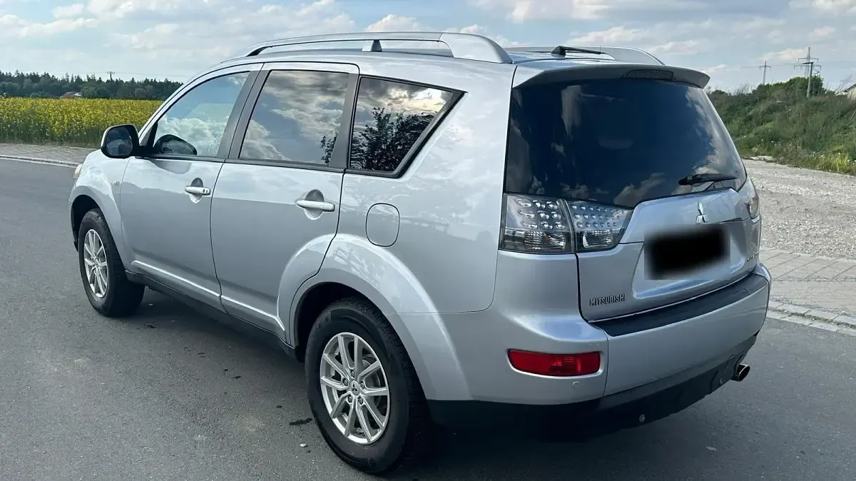 Gebraucht Mitsubishi Outlander 170 PS (125 kW) 2007 Silber SUV