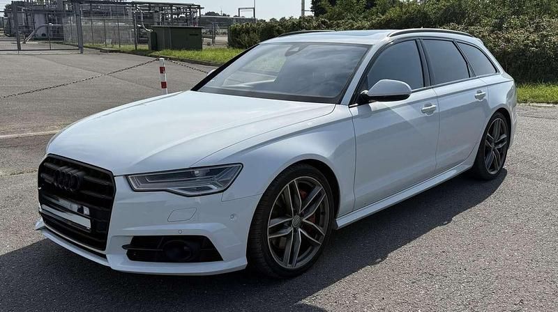 Weiß Gebraucht 2017 Audi A6 Competition Kombi | 32.990 € (Etwas zu teuer) - Bild 1/4