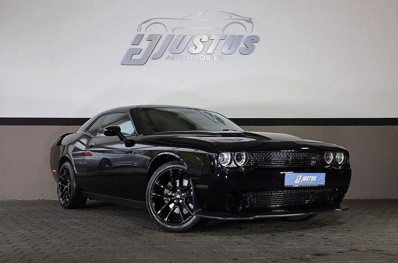 Pitch black clearcoat Gebraucht 2018 Dodge Challenger Coupé | 24.400 € (Fairer Preis) - Bild 1/4