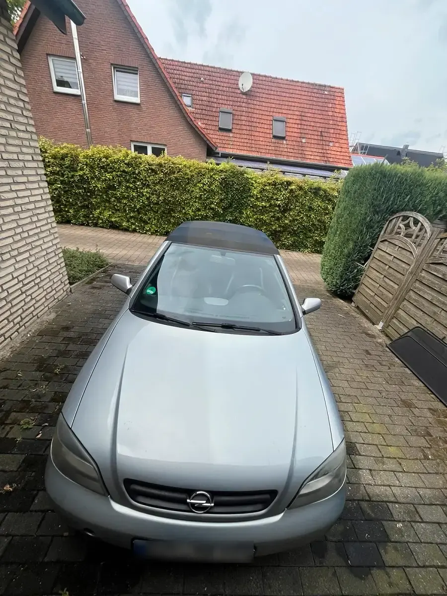Gebraucht Opel Astra Cabriolet 101 PS (74 kW) 2002 Silber Cabrio