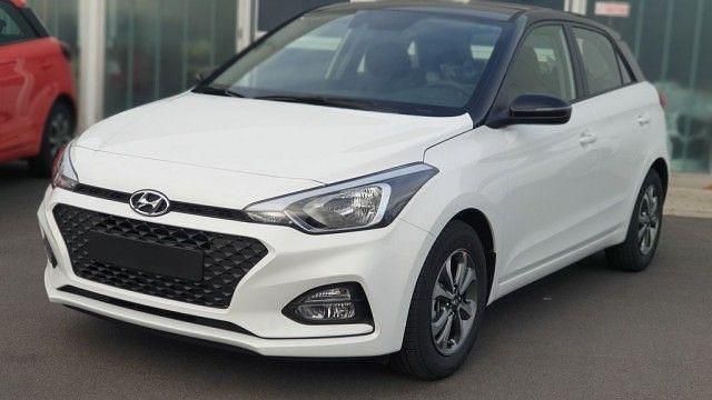 Weiss Gebraucht 2020 Hyundai i20 Trend Limousine | 13.990 € (Fairer Preis) - Bild 1/4