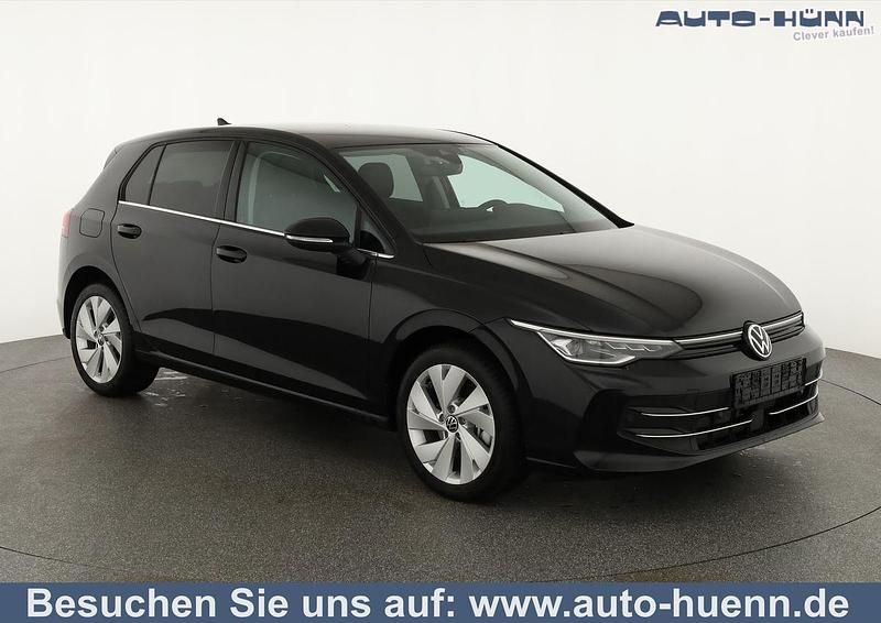 Grenadillschwarz metallic Neu 2025 VW Golf VIII Style Limousine | 37.800 € (Guter Preis) - Bild 1/4
