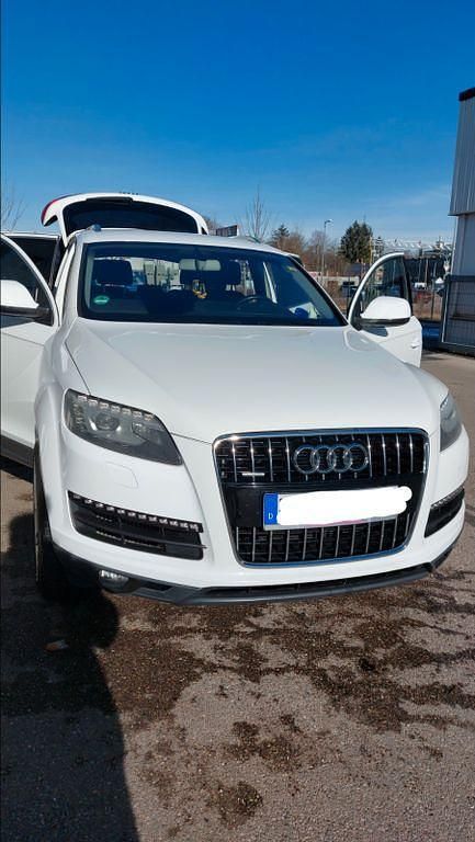 Weiß Gebraucht 2012 Audi Q7 SUV | 16.000 € (Fairer Preis) - Bild 1/4