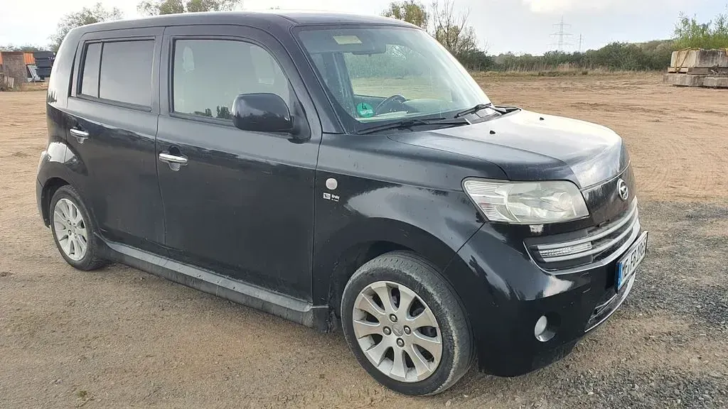 Gebraucht Daihatsu Materia 103 PS (75 kW) 2008 Schwarz Van / Kleinbus