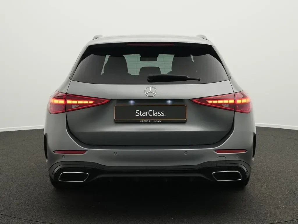 Gebraucht Mercedes C220 Night 200 PS (147 kW) 2023 Grau Kombi