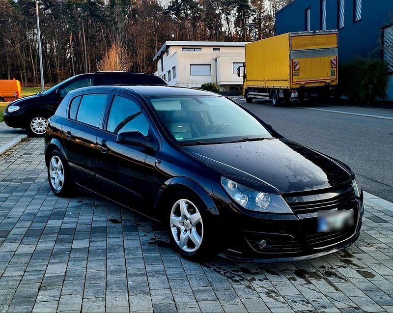 Gebraucht Opel Astra 200 PS (147 kW) 2005 Schwarz Limousine