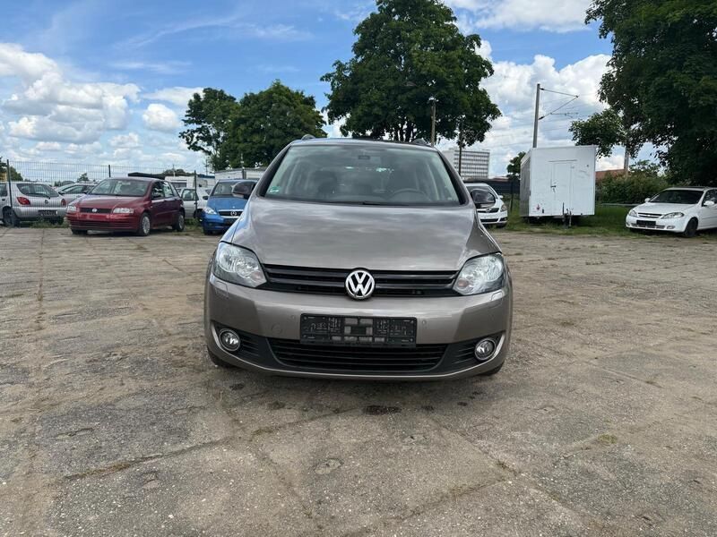 Grau Gebraucht 2013 VW Golf VII Limousine | 9.299 € (Guter Preis) - Bild 1/4