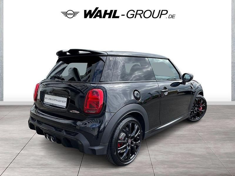 Gebraucht Mini John Cooper Works Hatch 231 PS (169 kW) 2024 Midnight black Kleinwagen