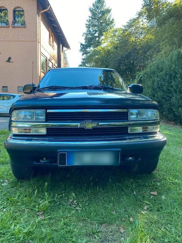 Blau Gebraucht 2002 Chevrolet Blazer SUV | 6.400 € - Bild 1/4