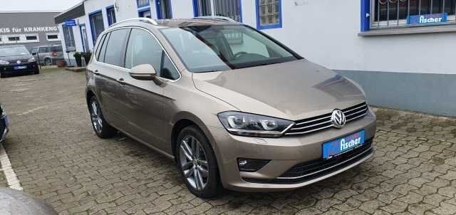Gebraucht VW Golf Sportsvan Highline 150 PS (110 kW) 2014 Gold metallic Van / Kleinbus