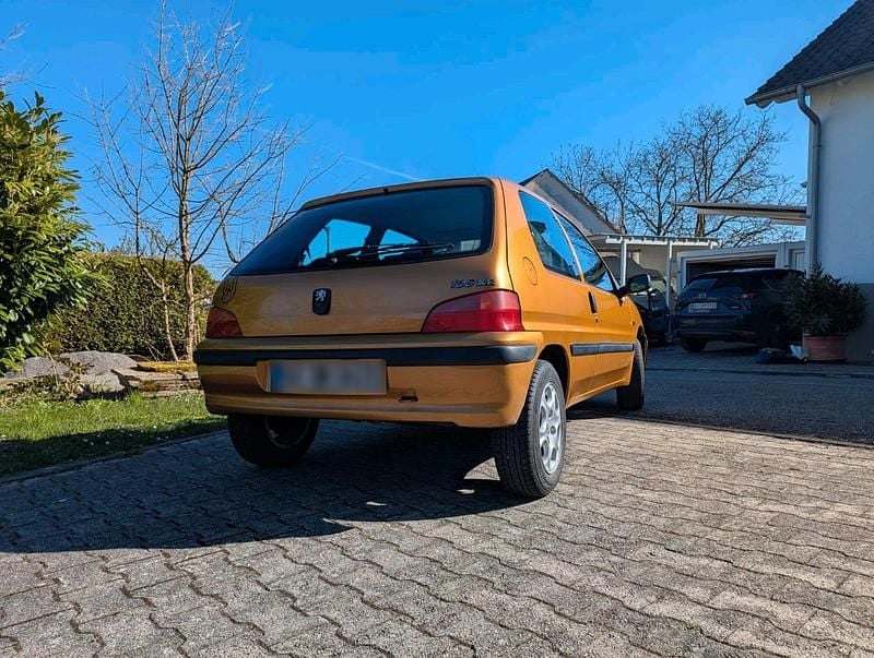 Gebraucht Peugeot 106 75 PS (55 kW) 1997 Gold Kleinwagen