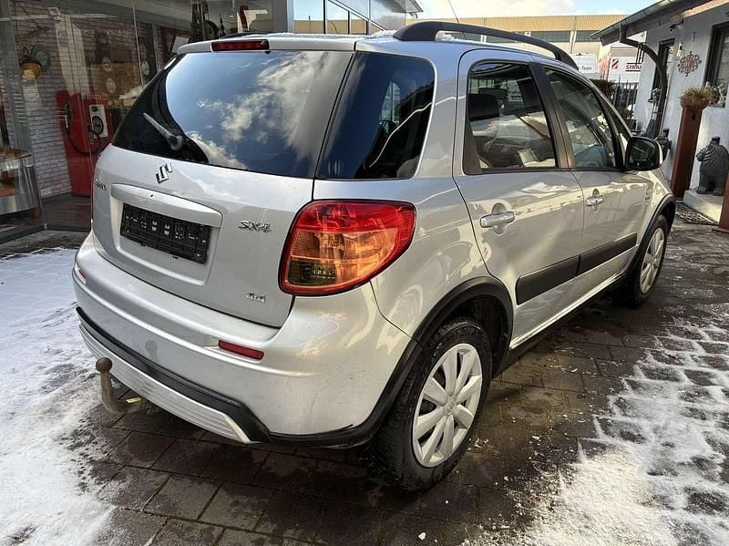 Gebraucht Suzuki SX4 Comfort 120 PS (88 kW) 2007 Silber Limousine