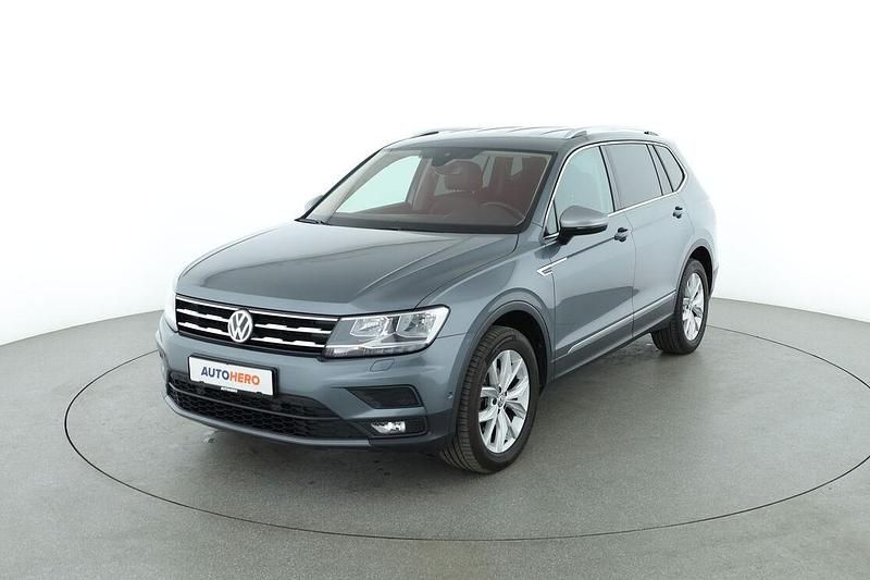 Grau Gebraucht 2020 VW Tiguan Allspace Comfortline SUV | 24.550 € (Guter Preis) - Bild 1/3