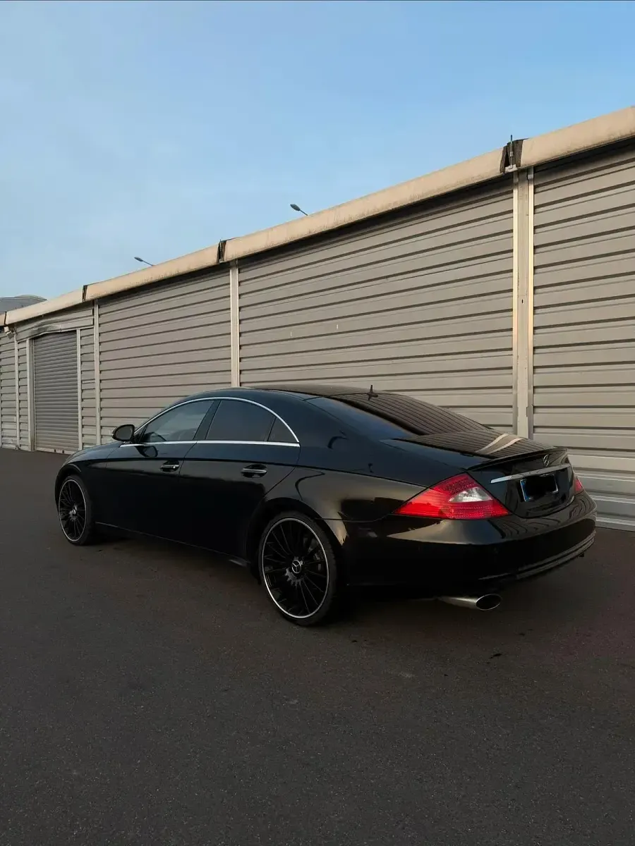 Gebraucht Mercedes CLS500 306 PS (225 kW) 2007 Schwarz Coupé