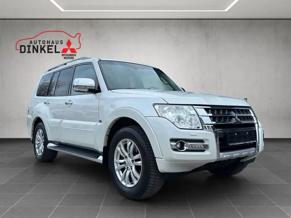 Gebraucht Mitsubishi Pajero Top 190 PS (139 kW) 2016 Weiß SUV