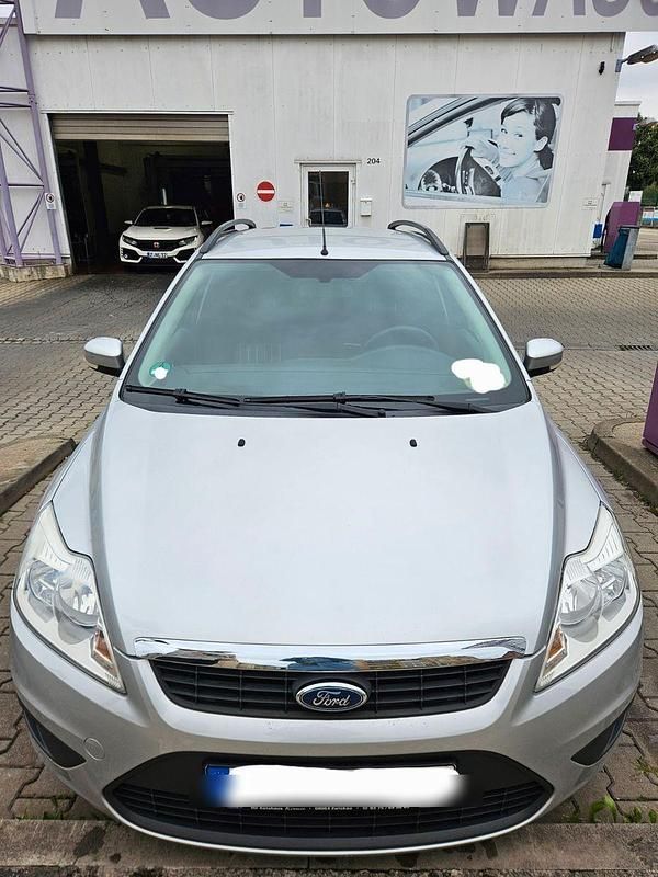 Silber Gebraucht 2009 Ford Focus Kombi | 2.500 € (Fairer Preis) - Bild 1/4