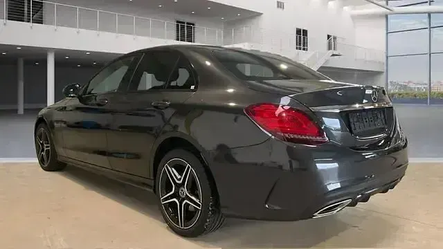 Gebraucht Mercedes C400 AMG line 333 PS (244 kW) 2021 Graphitgrau Limousine