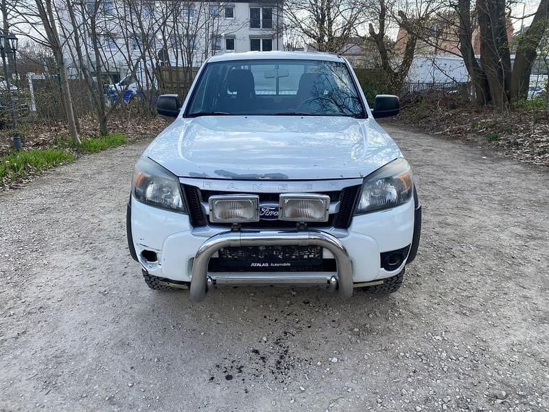 Gebraucht Ford Ranger XLT 143 PS (105 kW) 2010 Weiß Pickup