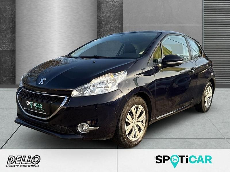 Gebraucht Peugeot 208 Active 68 PS (50 kW) 2015 Blau Kleinwagen