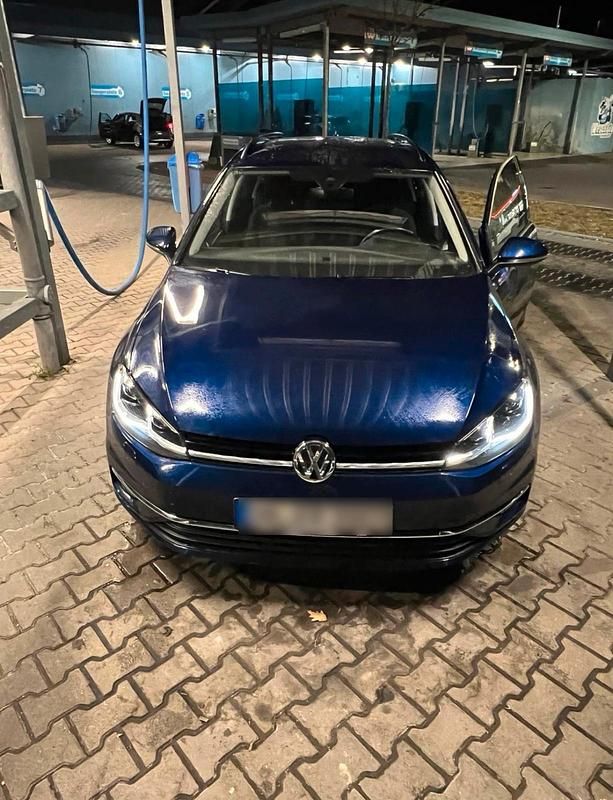 Gebraucht VW Golf VII 150 PS (110 kW) 2020 Blau Kombi
