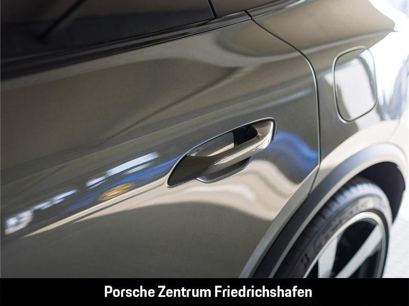 Gebraucht Porsche Macan 300 kW (408 PS) 2025 Grün SUV