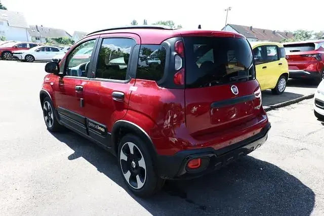 Neu Fiat Panda Cross Cross 65 PS (47 kW) 2026 Passione rot passione rot Kleinwagen