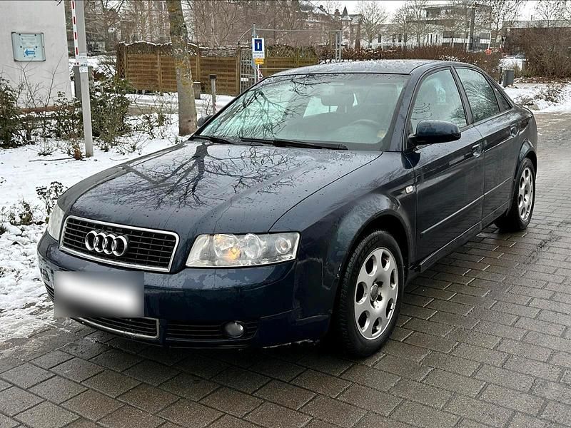 Gebraucht Audi A4 131 PS (96 kW) 2004 Blau Limousine