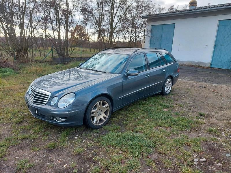 Grau Gebraucht 2007 Mercedes E280 Kombi | 6.300 € (Fairer Preis) - Bild 1/4