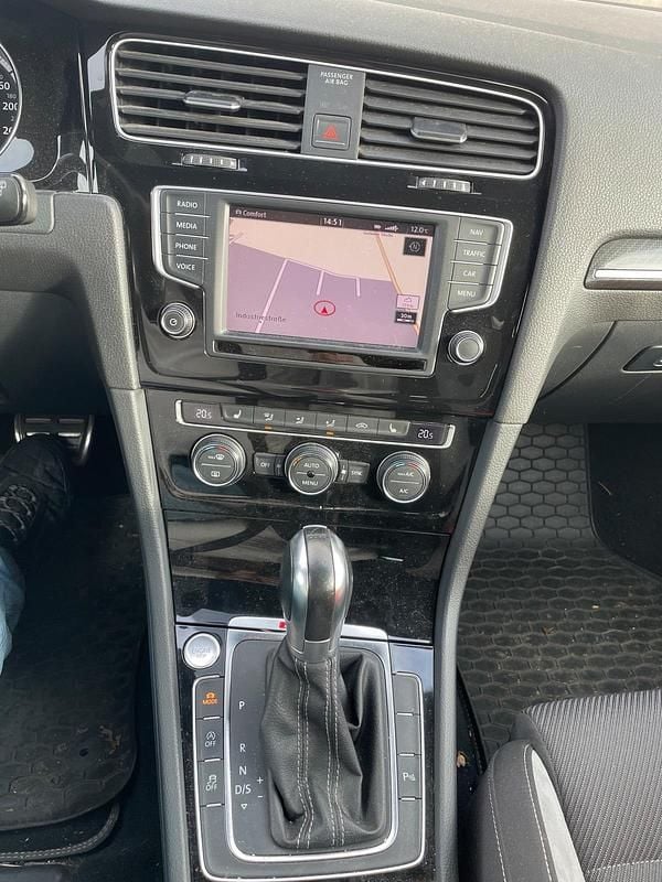 Gebraucht VW Golf VII R 300 PS (220 kW) 2016 Schwarz Kombi