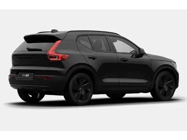 Nowe Volvo EX40 Plus 185 kW (252 KM) 2026 Czarny SUV