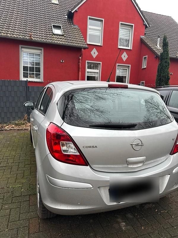 Gebraucht Opel Corsa 80 PS (58 kW) 2007 Silber Kleinwagen
