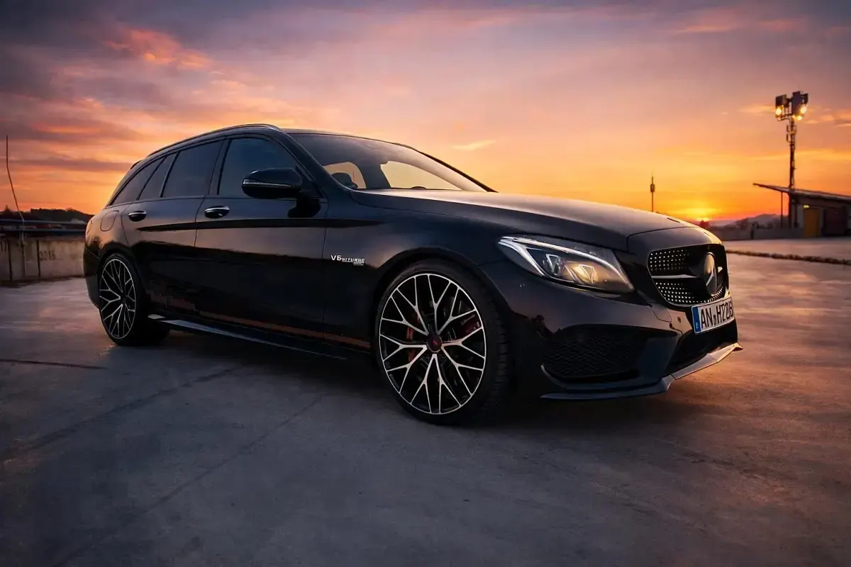 Gebraucht Mercedes C450 AMG AMG 367 PS (269 kW) 2015 Schwarz Kombi