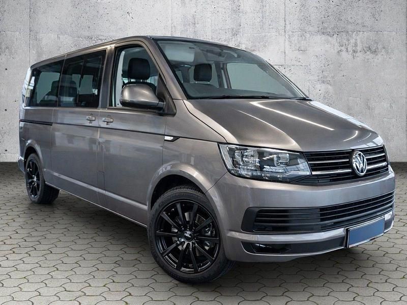 Gebraucht VW Caravelle Comfortline 150 PS (110 kW) 2018 Beige Van / Kleinbus