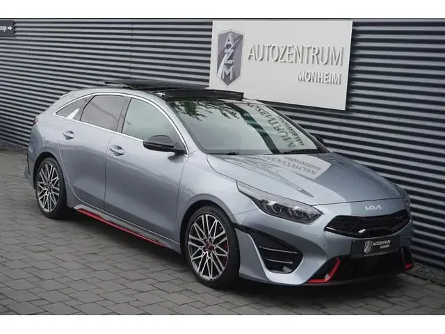 Gebraucht Kia ProCeed GT 204 PS (150 kW) 2022 Silber (lunarsilber metallic) Kombi