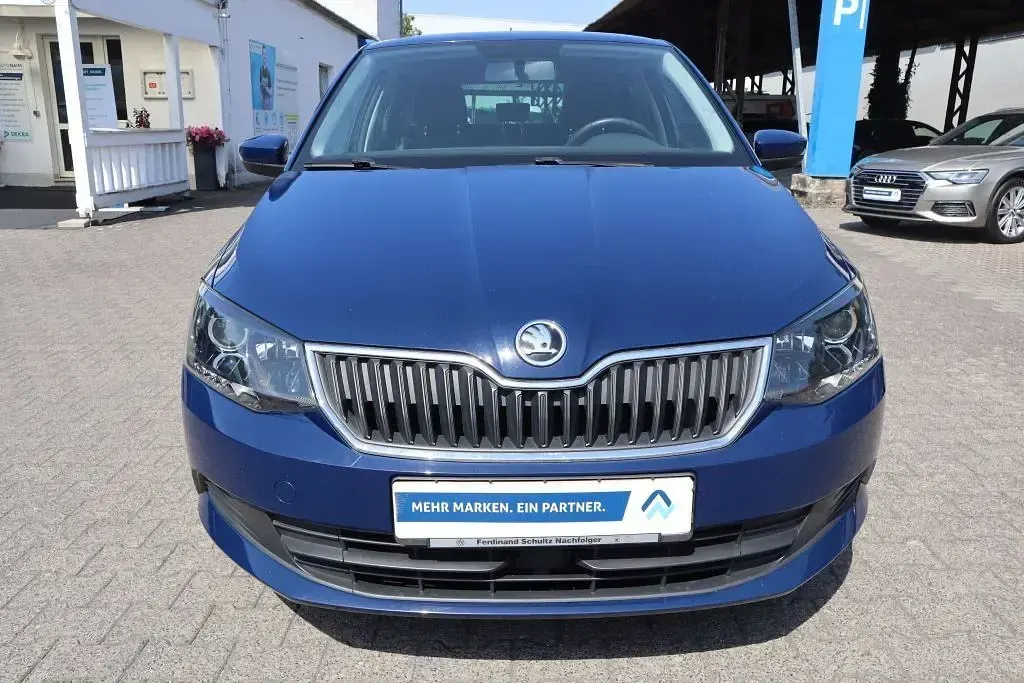 Gebraucht Skoda Fabia Ambition 105 PS (77 kW) 2017 Pacific blue Kombi