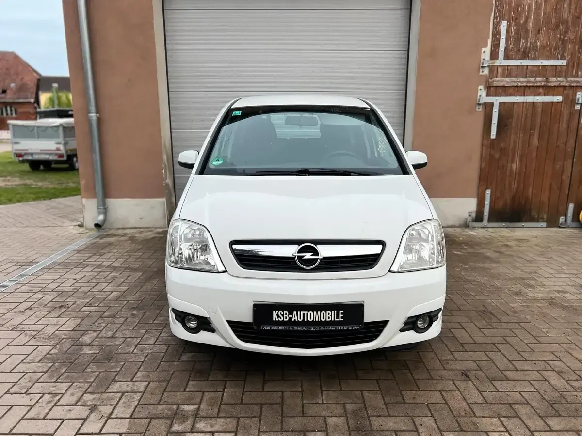 Używany Opel Meriva 90 KM (66 kW) 2007 Biały Minivan