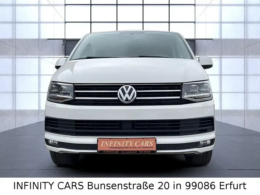 Gebraucht VW Multivan Comfortline 150 PS (110 kW) 2017 Weiß Van / Kleinbus