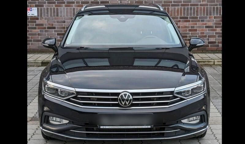 Schwarz Gebraucht 2021 VW Passat Kombi | 19.400 € (Teuer) - Bild 1/4